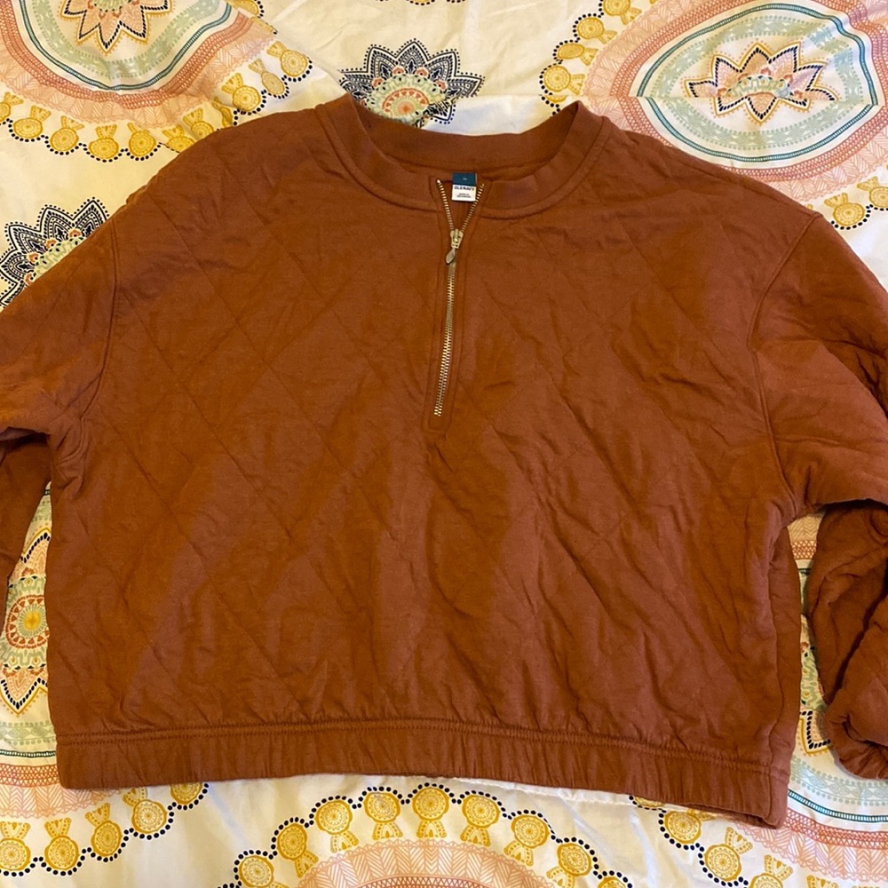 Old navy sweater